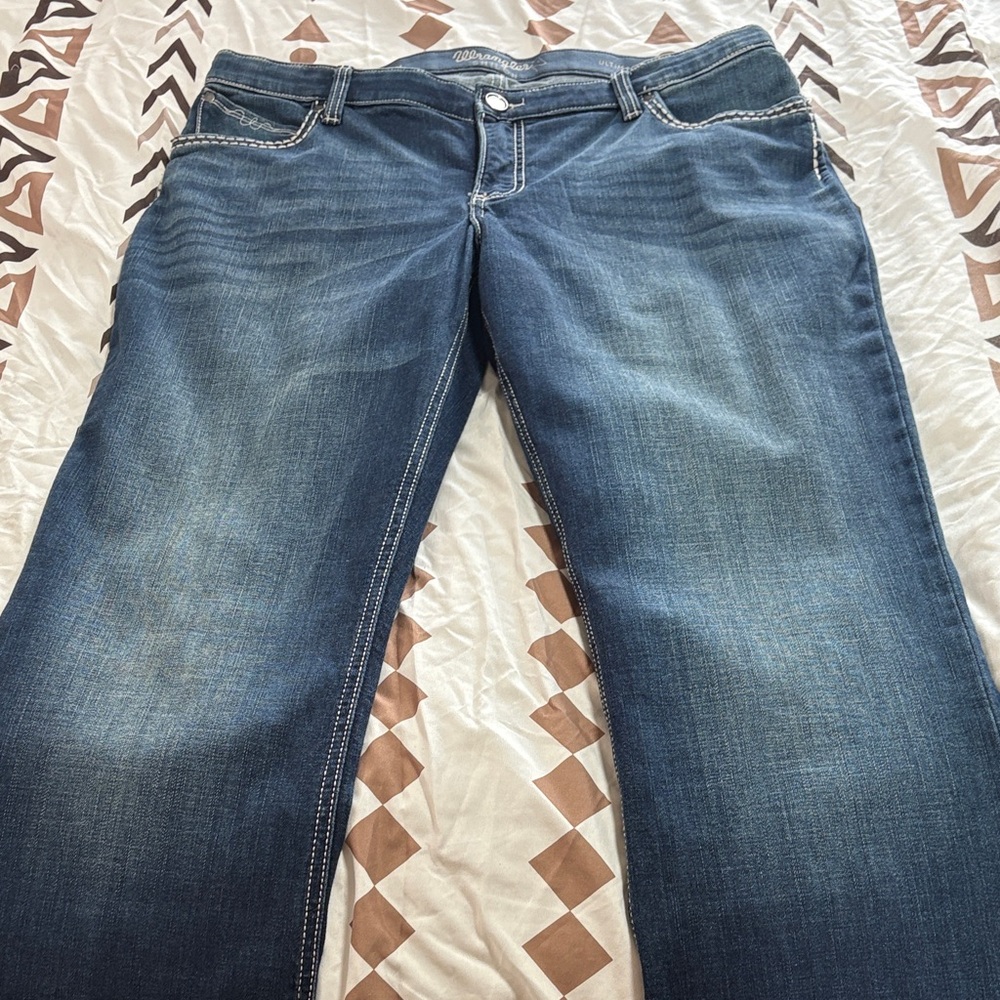 Wrangler Women's Classic Blue Boot Cut Jeans